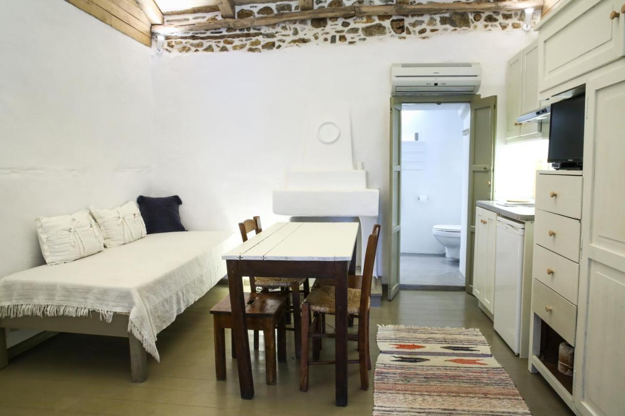 Ghermaniko Guesthouse Дамухарі Екстер'єр фото