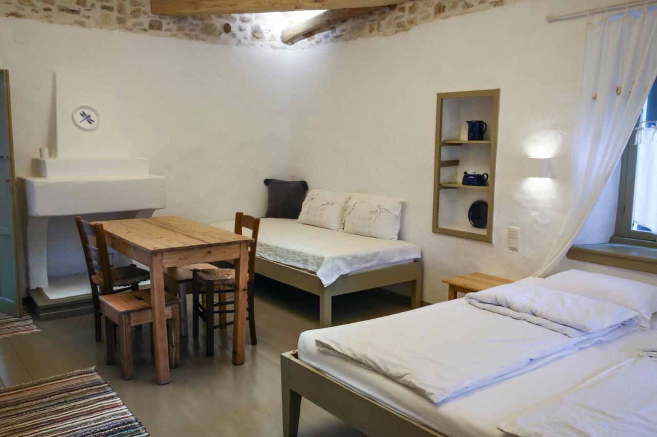 Ghermaniko Guesthouse Дамухарі Екстер'єр фото